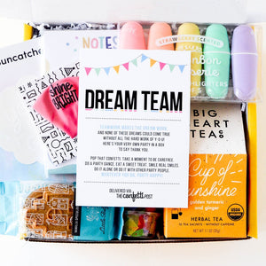 Colorful gift for teams and employees_Dream Team with treats and stationery items